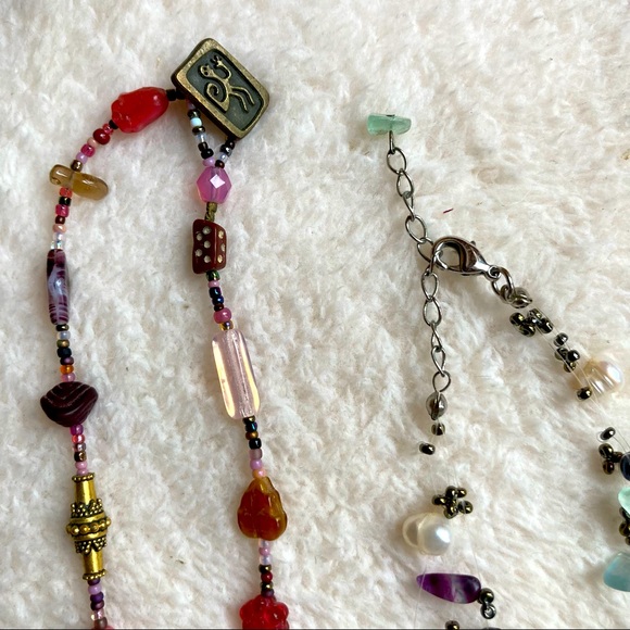 Bundle of beaded necklaces, pinks/browns/greens - Picture 2 of 3